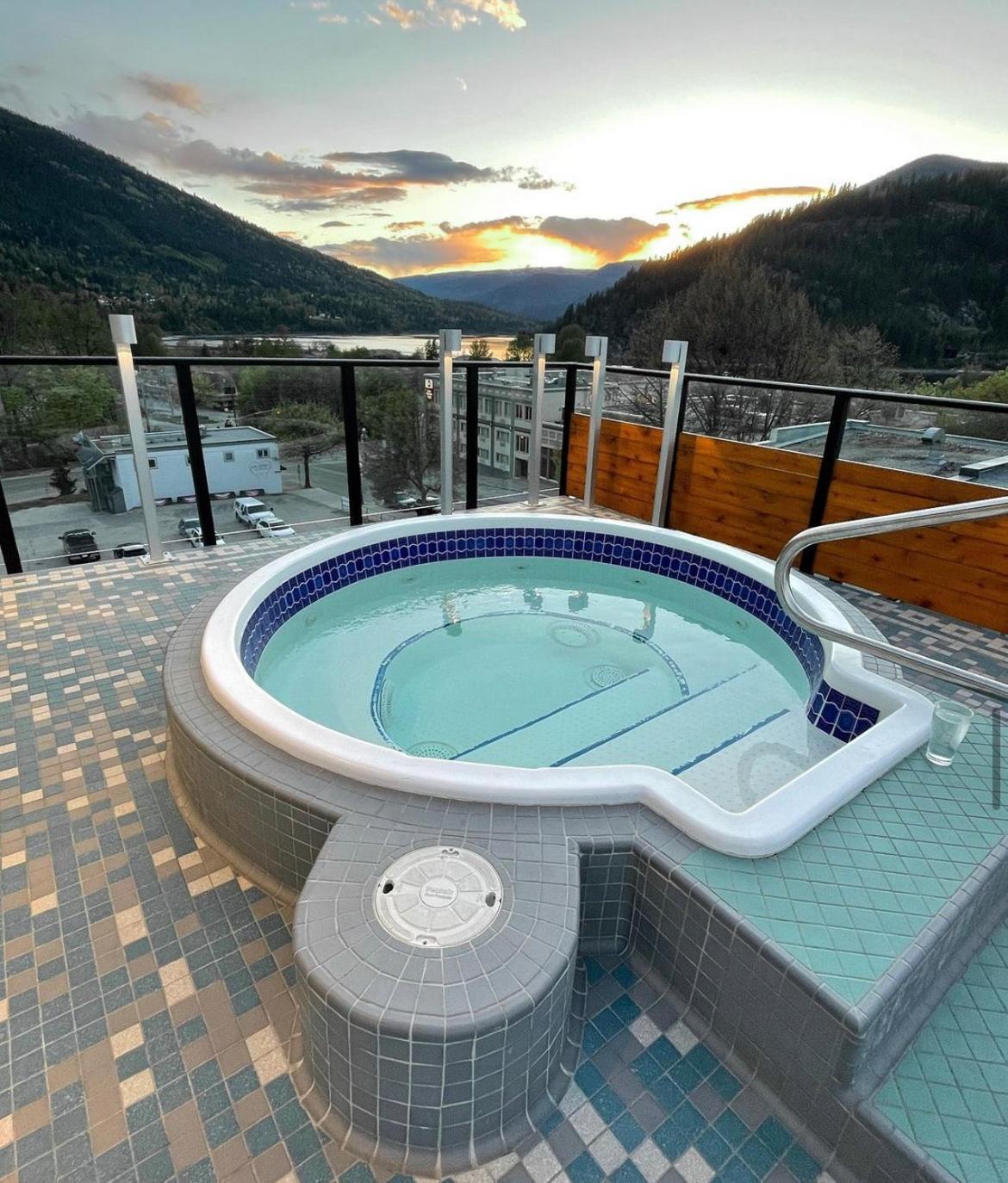 Hotel Savoy 4*